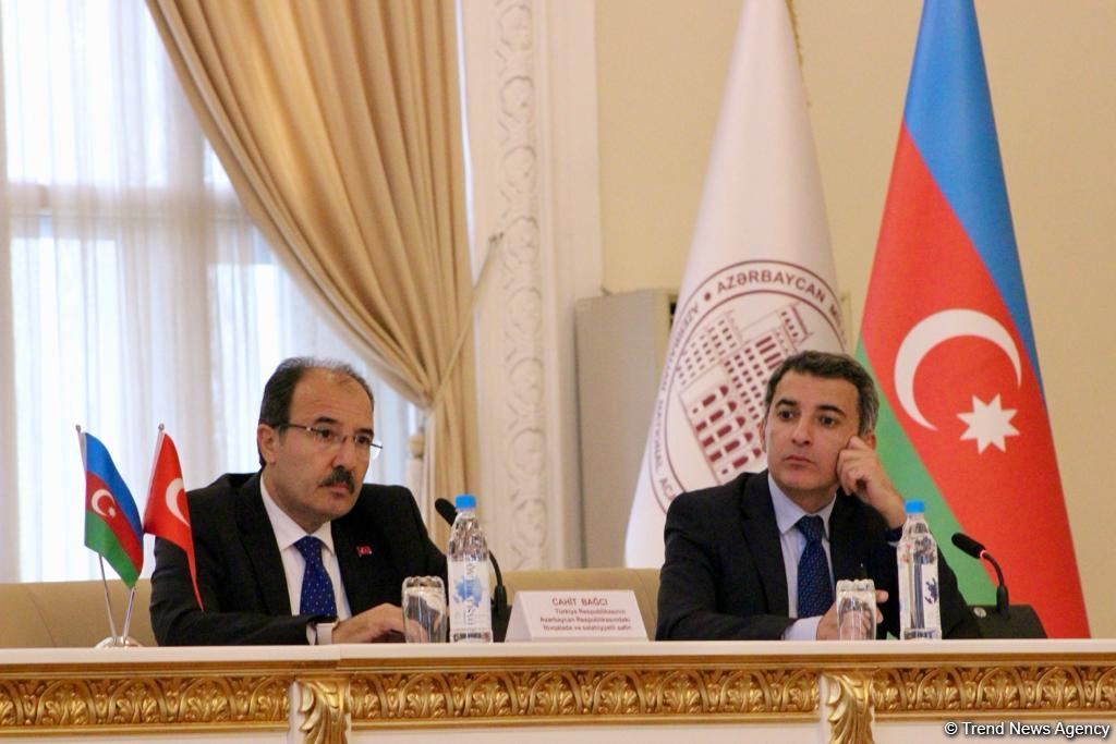 Водруженный Президентом Ильхамом Алиевым славный флаг Азербайджана будет развеваться вечно - посол Турции (ФОТО)