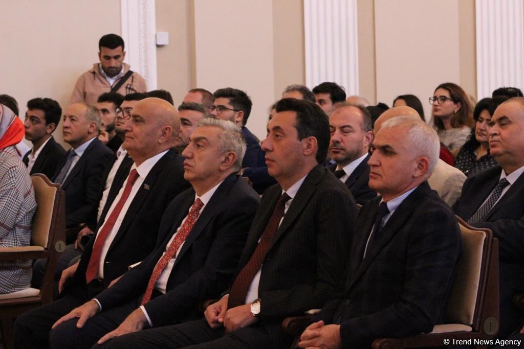 Водруженный Президентом Ильхамом Алиевым славный флаг Азербайджана будет развеваться вечно - посол Турции (ФОТО)