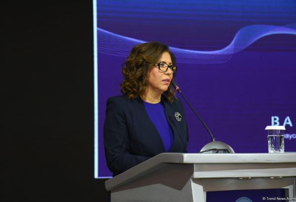 В Азербайджане 140 женщинам-предпринимателям предоставлены льготные кредиты на сумму 9,9 миллиона манатов - Бахар Мурадова