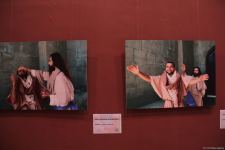 В Баку представлена история жизни Иисуса Христа в древних образах и красочных фотографиях (ФОТО)