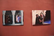 В Баку представлена история жизни Иисуса Христа в древних образах и красочных фотографиях (ФОТО)