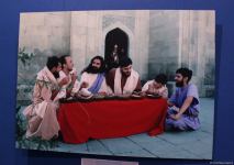 В Баку представлена история жизни Иисуса Христа в древних образах и красочных фотографиях (ФОТО)