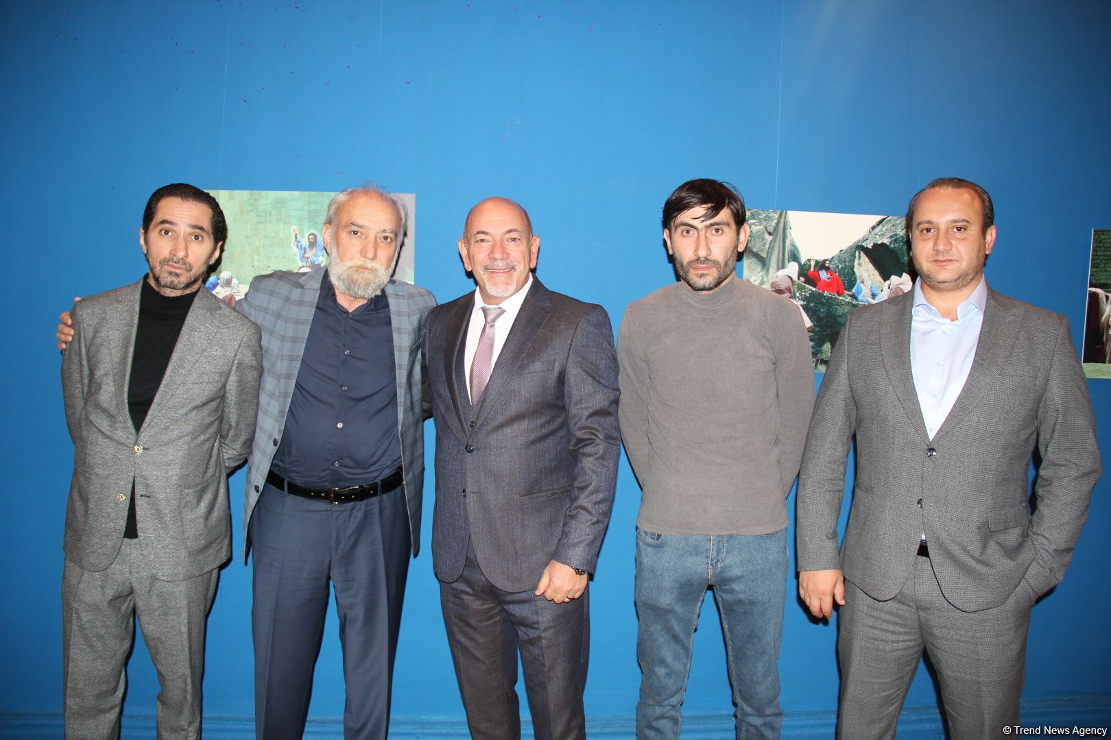 В Баку представлена история жизни Иисуса Христа в древних образах и красочных фотографиях (ФОТО)