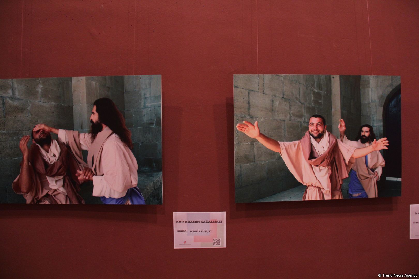 В Баку представлена история жизни Иисуса Христа в древних образах и красочных фотографиях (ФОТО)