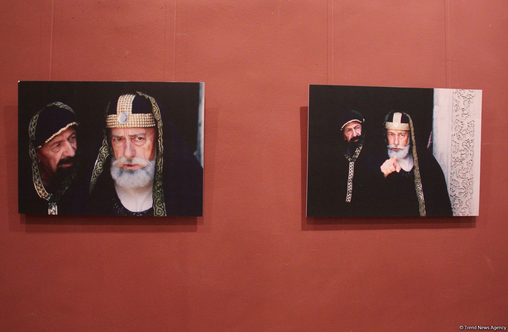 В Баку представлена история жизни Иисуса Христа в древних образах и красочных фотографиях (ФОТО)