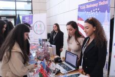 В Университете ADA состоялось открытие книжной выставки, посвященной 100-летию великого лидера Гейдара Алиева (ФОТО)