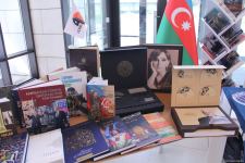 В Университете ADA состоялось открытие книжной выставки, посвященной 100-летию великого лидера Гейдара Алиева (ФОТО)