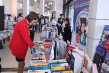 В Университете ADA состоялось открытие книжной выставки, посвященной 100-летию великого лидера Гейдара Алиева (ФОТО)