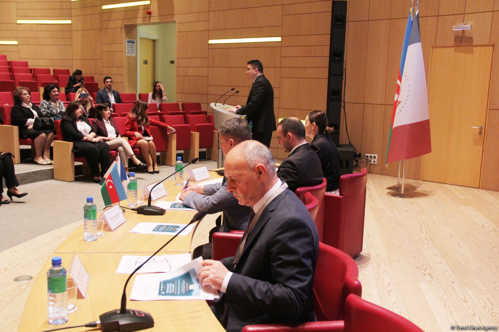 В Университете ADA состоялось открытие книжной выставки, посвященной 100-летию великого лидера Гейдара Алиева (ФОТО)