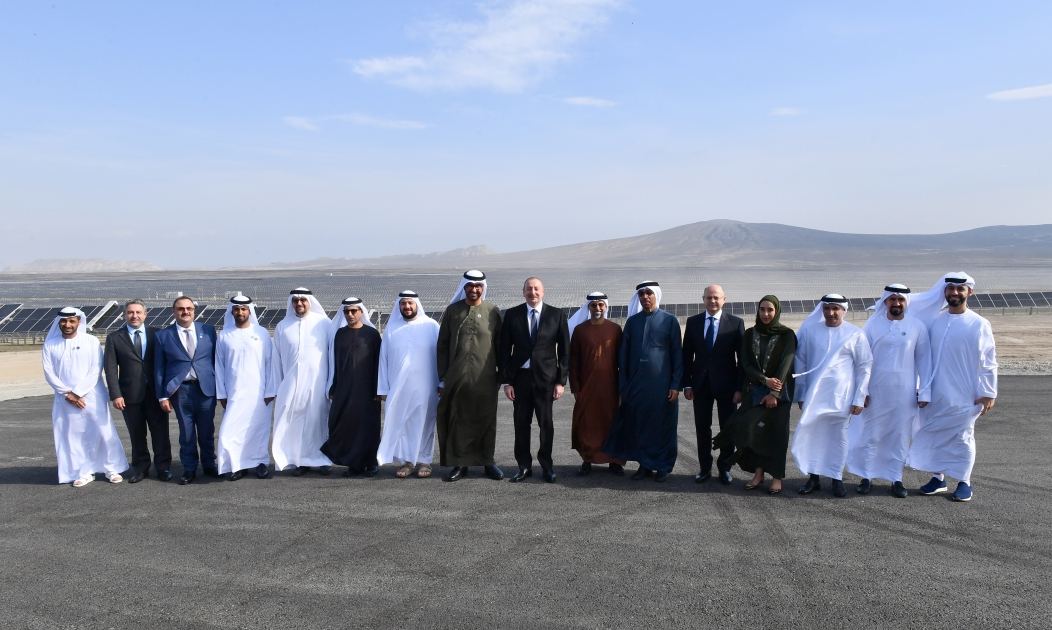 Президент Ильхам Алиев принял участие в церемонии официального открытия Гарадагской солнечной электростанции мощностью 230 МВт (ФОТО/ВИДЕО)