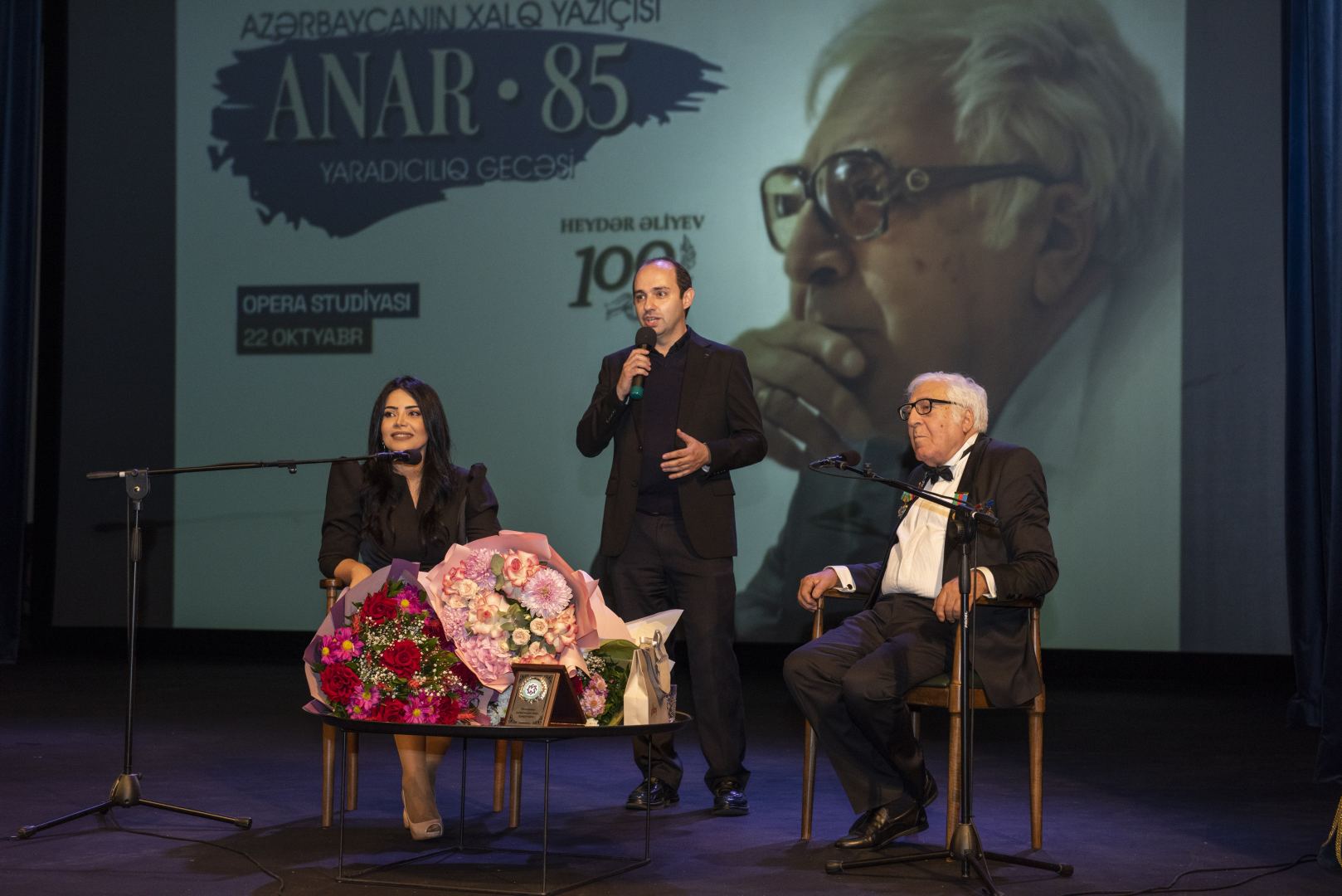 Мало верить в Бога. Надо, чтобы и Бог поверил в тебя… Творческий юбилейный вечер Анара Рзаева (ФОТО)