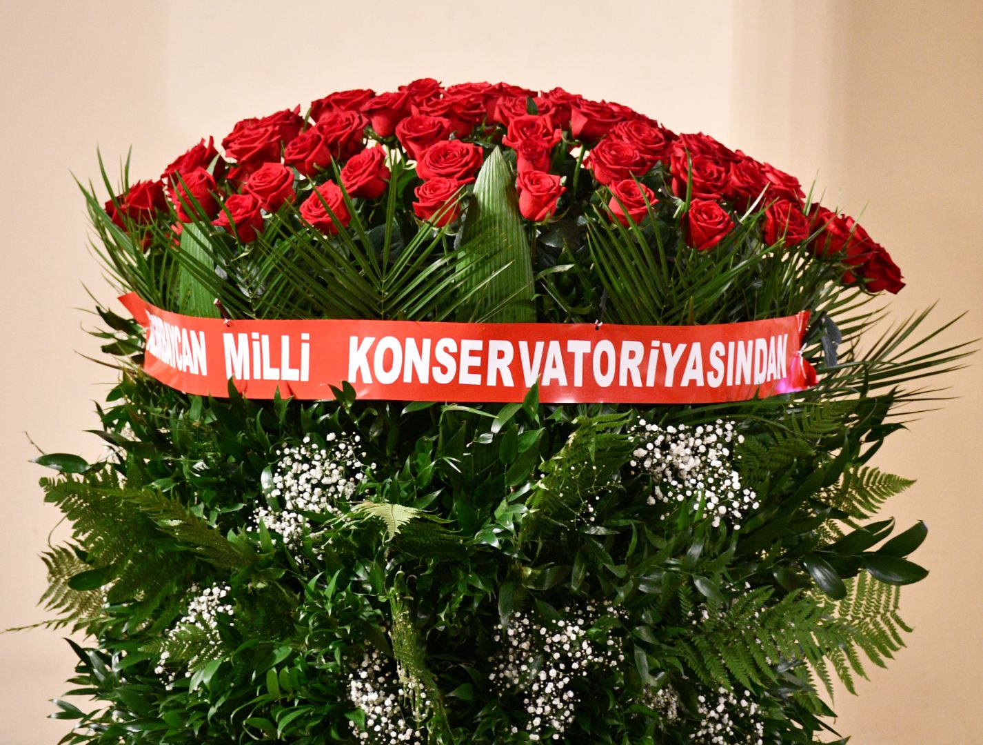 В Баку прошел концерт памяти 38-летнего артиста, трагически погибшего в автокатастрофе (ФОТО)