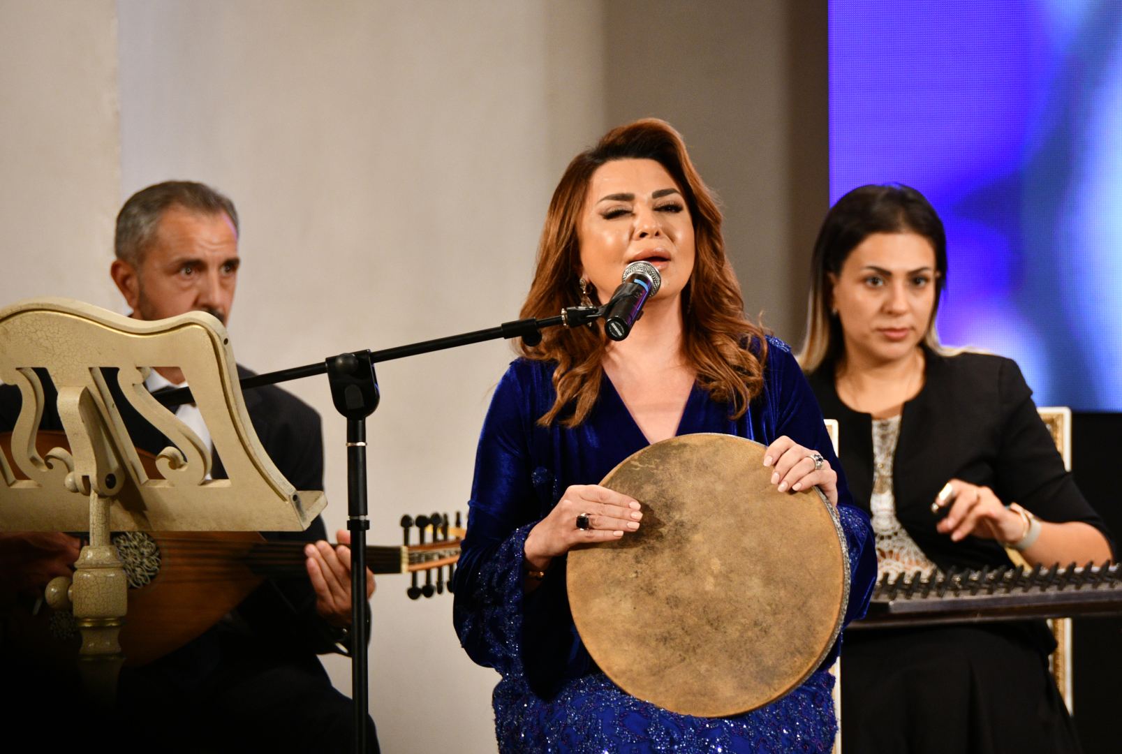 В Баку прошел концерт памяти 38-летнего артиста, трагически погибшего в автокатастрофе (ФОТО)