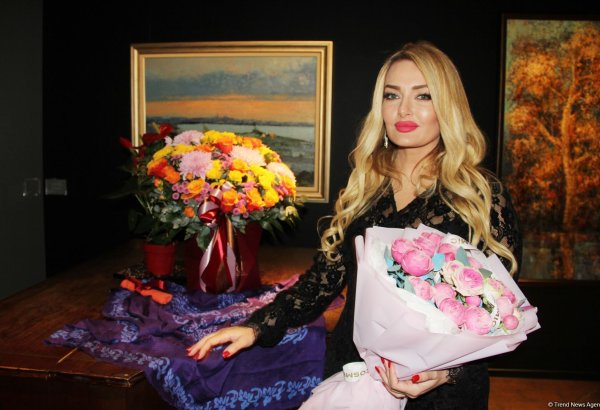 В QGallery открылась выставка Тараны Сеид "Магия цвета" – энергетика и красочность мастихиновой живописи (ФОТО)