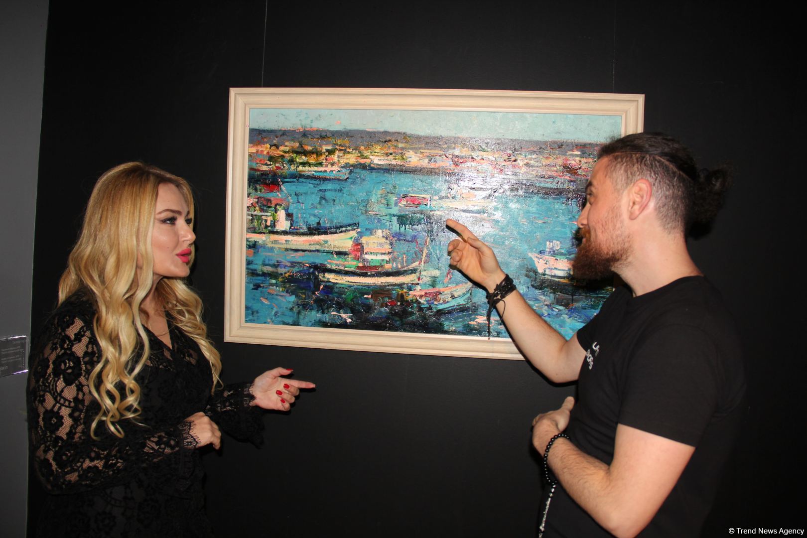 В QGallery открылась выставка Тараны Сеид "Магия цвета" – энергетика и красочность мастихиновой живописи (ФОТО)