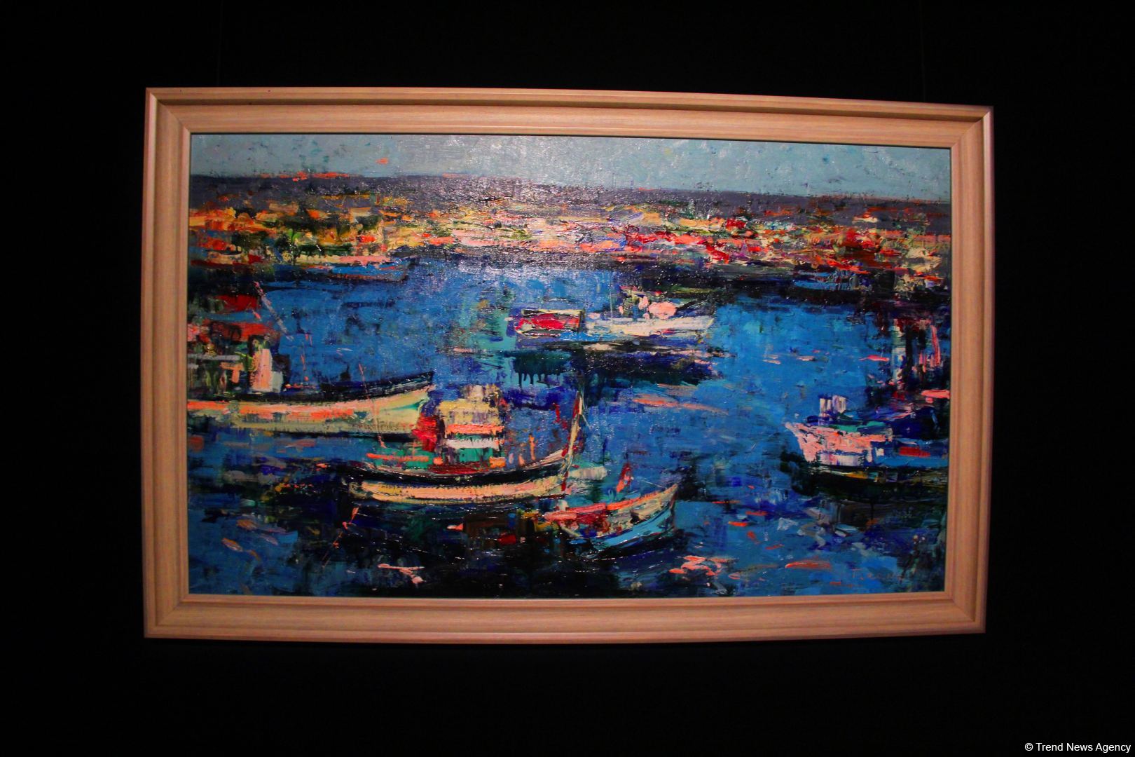 В QGallery открылась выставка Тараны Сеид "Магия цвета" – энергетика и красочность мастихиновой живописи (ФОТО)