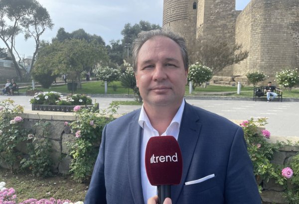 IRU намерена сократить время ожидания на границах стран Среднего коридора - президент IRU (Эксклюзив)