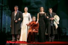 Когда нас благодарят аплодисментами - это дорогого стоит - интервью с российской актрисой Натальей Парашкиной (ФОТО)