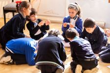 YARAT провел в Исмаиллинском районе передвижную коллективную выставку "İncə müşahidələr" (ФОТО)