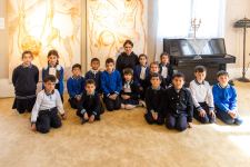 YARAT провел в Исмаиллинском районе передвижную коллективную выставку "İncə müşahidələr" (ФОТО)