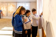 YARAT провел в Исмаиллинском районе передвижную коллективную выставку "İncə müşahidələr" (ФОТО)