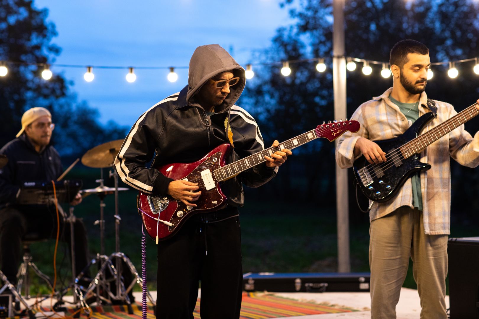 YARAT провел в Исмаиллинском районе передвижную коллективную выставку "İncə müşahidələr" (ФОТО)