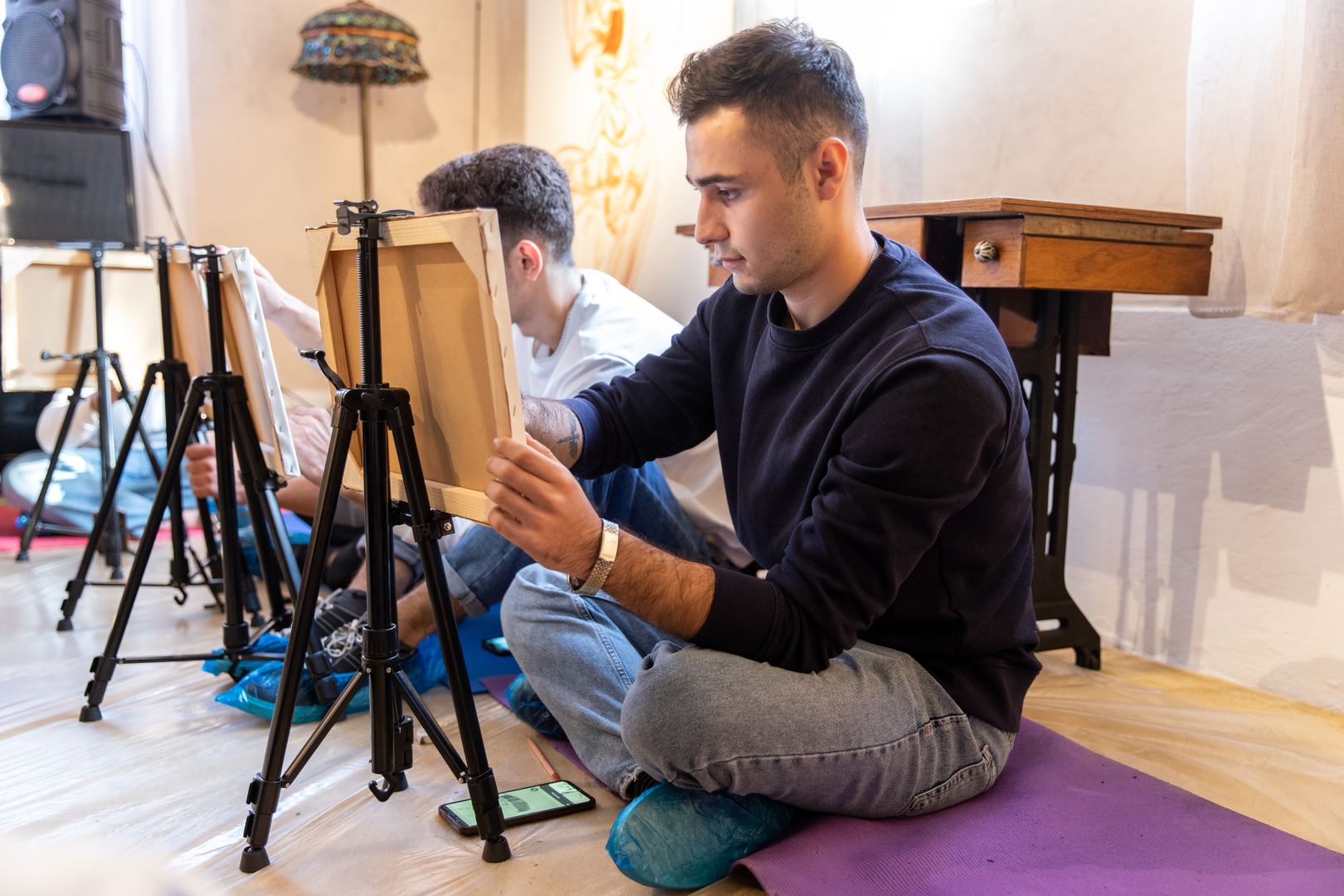 YARAT провел в Исмаиллинском районе передвижную коллективную выставку "İncə müşahidələr" (ФОТО)