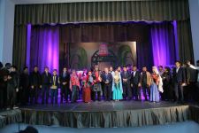 "Аршин мал алан" представлен на узбекском языке (ВИДЕО, ФОТО)