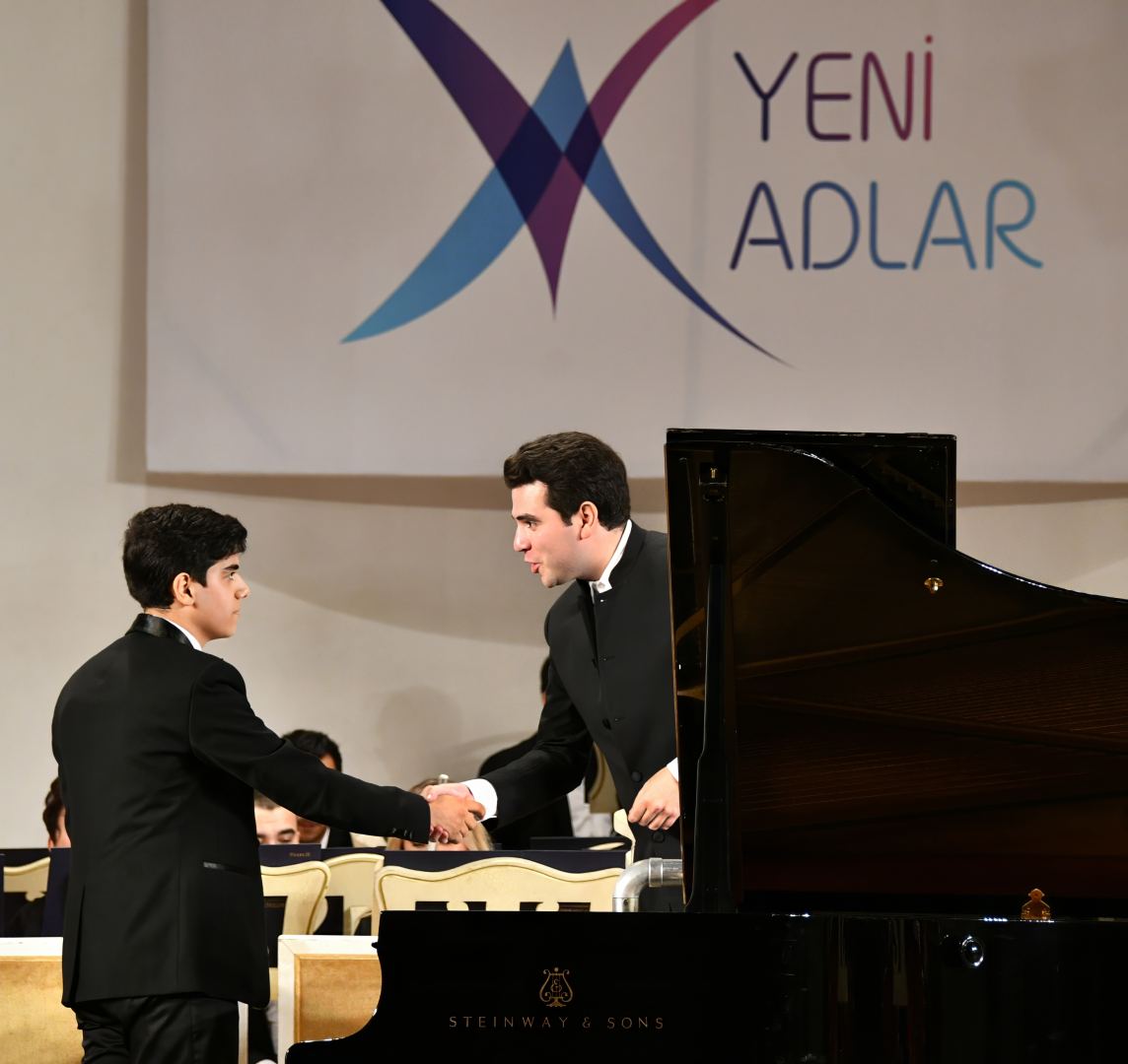 "Новые имена" на сцене бакинской филармонии (ФОТО)