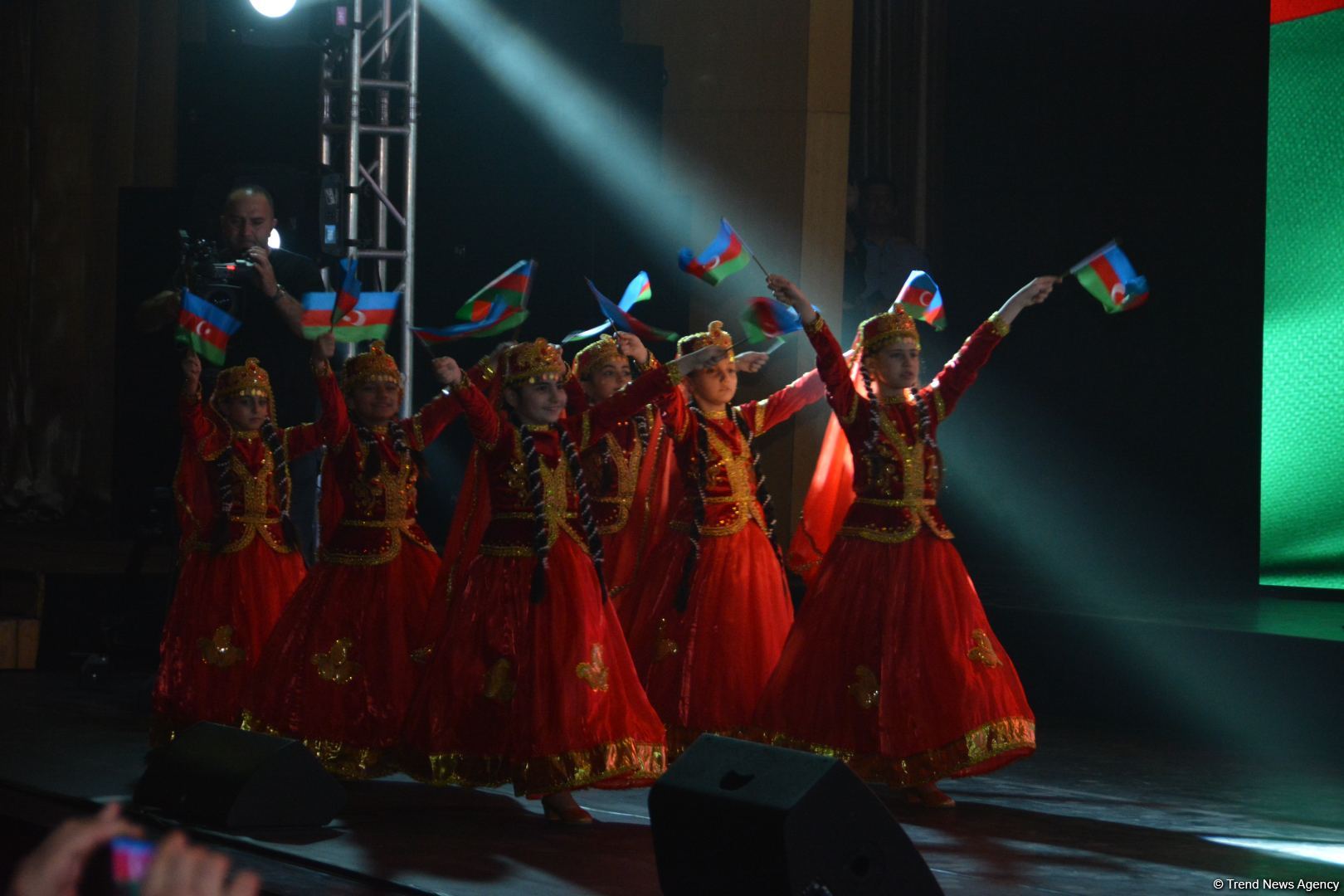 Во Дворце Гейдара Алиева состоялся потрясающий гала-концерт конкурса "Бакинская осень – 2023. 35 лет спустя" (ВИДЕО, ФОТО)