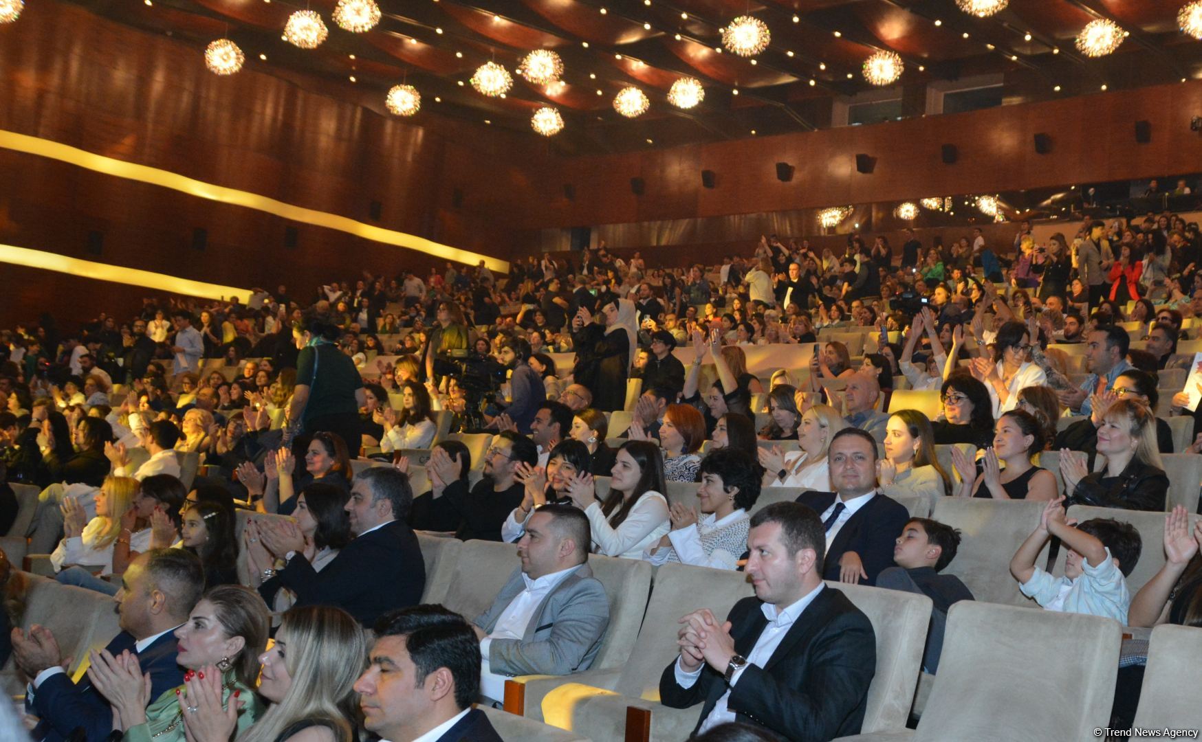 Во Дворце Гейдара Алиева состоялся потрясающий гала-концерт конкурса "Бакинская осень – 2023. 35 лет спустя" (ВИДЕО, ФОТО)