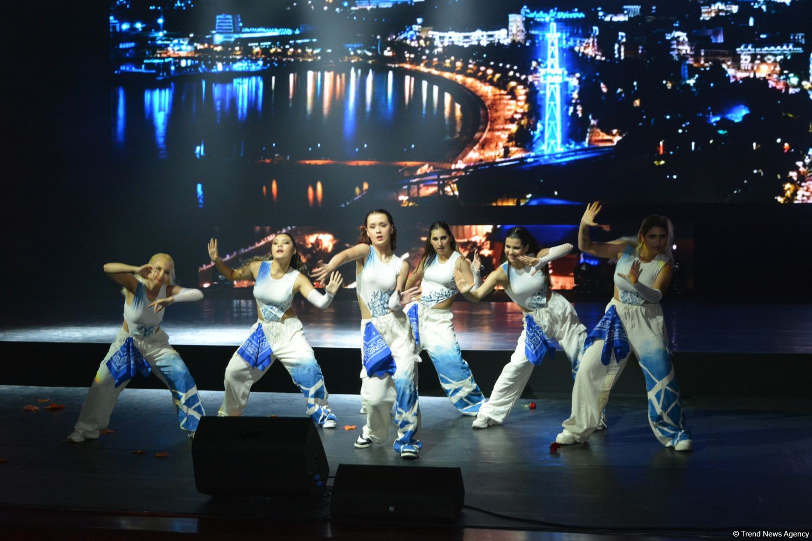 Во Дворце Гейдара Алиева состоялся потрясающий гала-концерт конкурса "Бакинская осень – 2023. 35 лет спустя" (ВИДЕО, ФОТО)