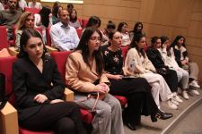 В Университете ADA прошел концерт мастеров искусств, посвященный Дню Победы (ФОТО)