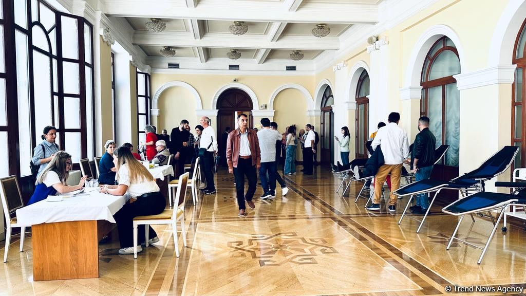 Сдай кровь, дай жизнь! – в Азербайджанской государственной академической филармонии организована акция по сдаче крови (ФОТО)