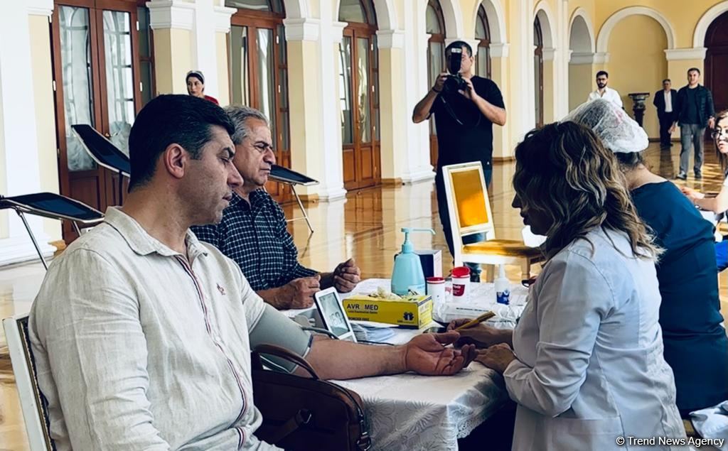 Сдай кровь, дай жизнь! – в Азербайджанской государственной академической филармонии организована акция по сдаче крови (ФОТО)