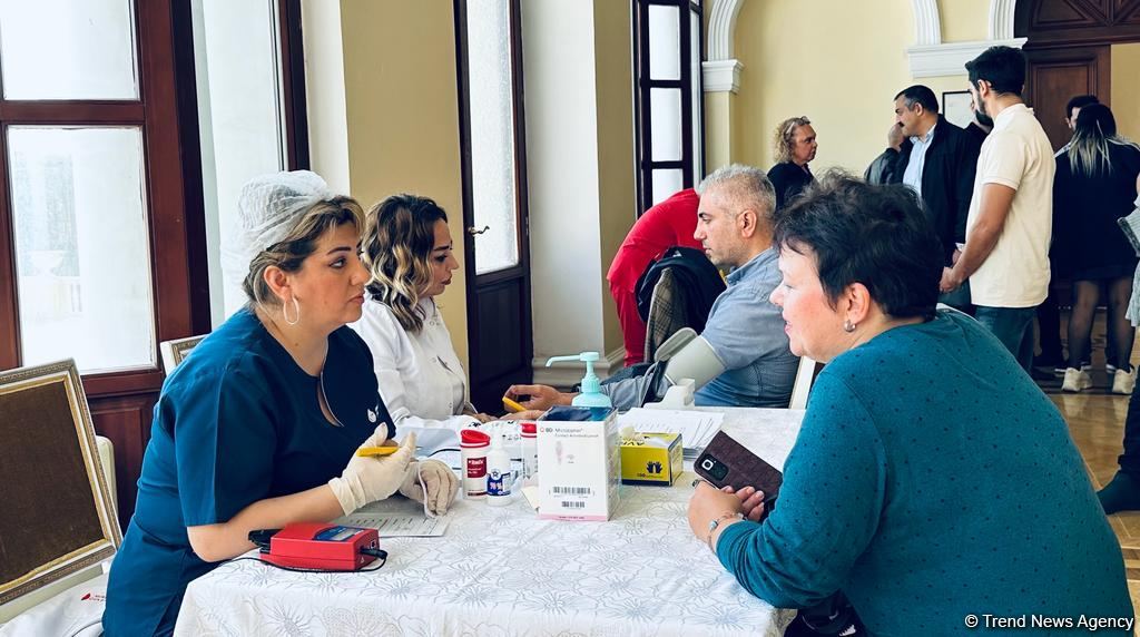 Сдай кровь, дай жизнь! – в Азербайджанской государственной академической филармонии организована акция по сдаче крови (ФОТО)