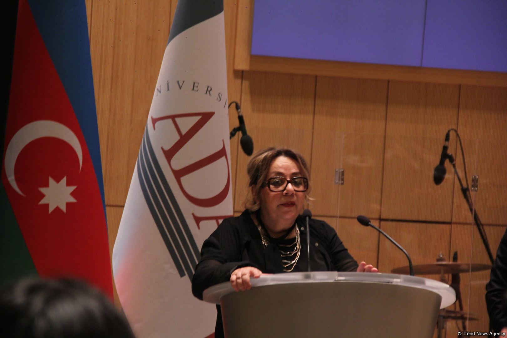 В Университете ADA прошел концерт мастеров искусств, посвященный Дню Победы (ФОТО)