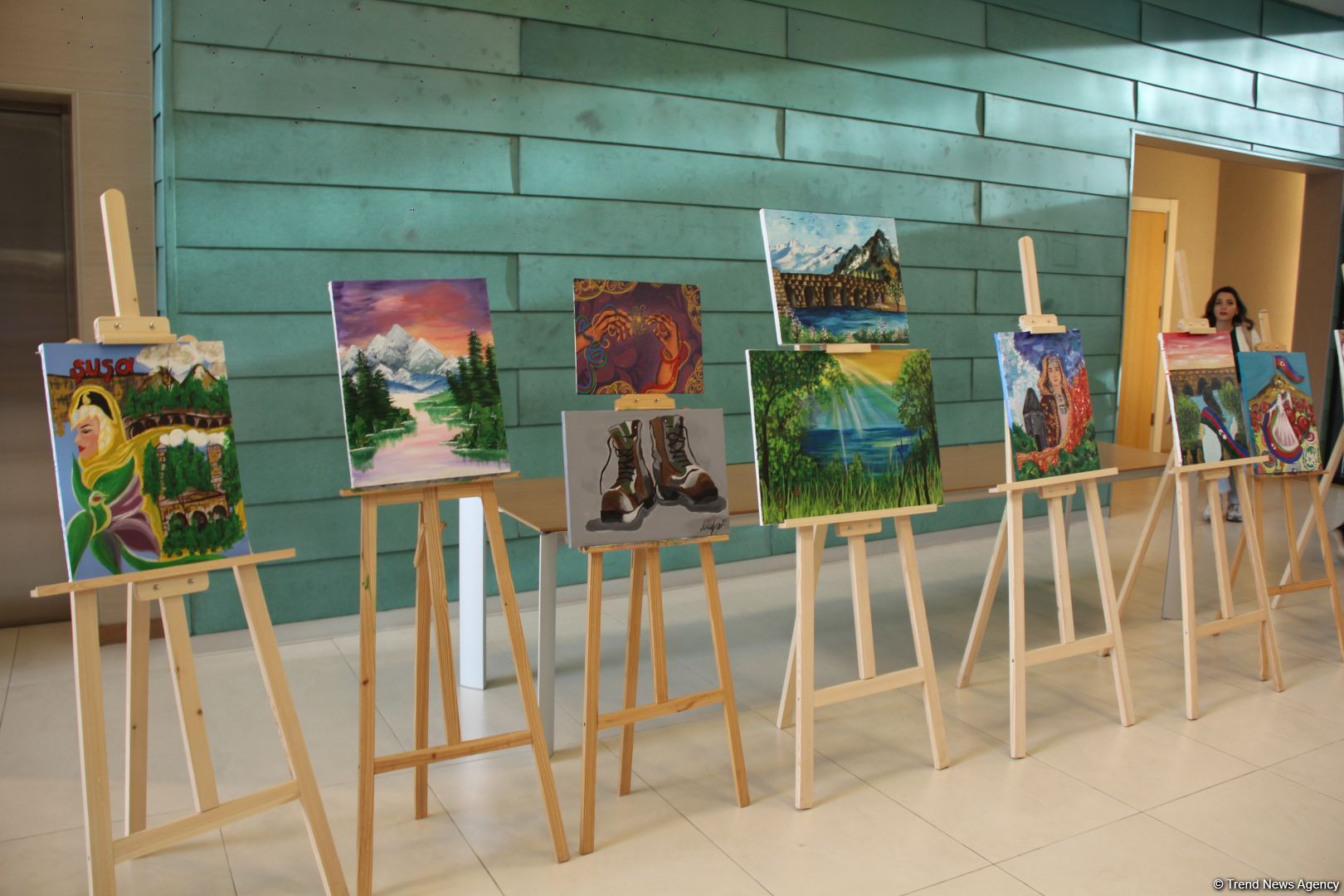 В Университете ADA прошел концерт мастеров искусств, посвященный Дню Победы (ФОТО)