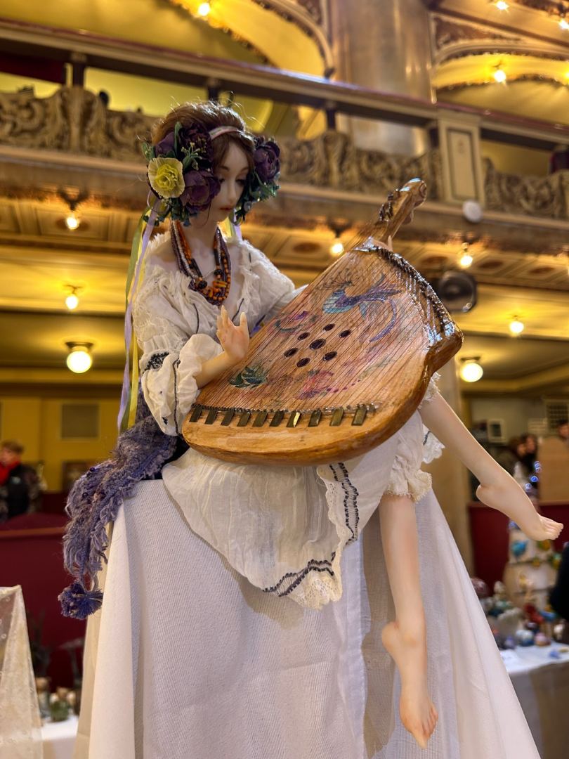 Психея азербайджанской художницы подарила настоящее наслаждение гостям Dolls Prague в Праге (ФОТО)