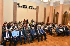 В Баку представлен фильм о художниках-участниках Карабахской войны (ФОТО)