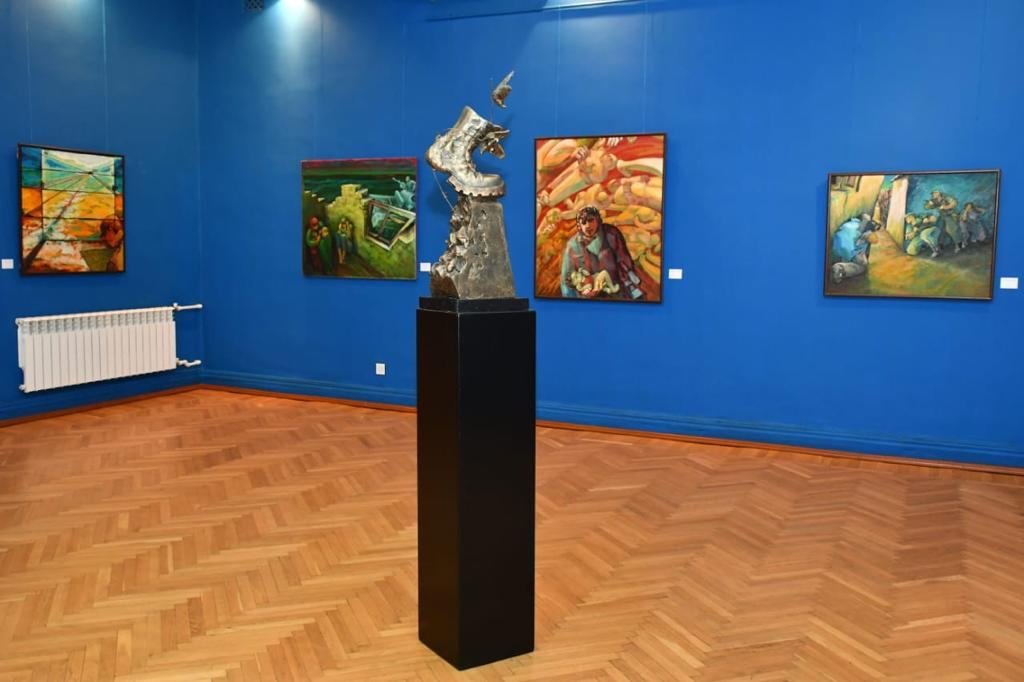 В Баку представлен фильм о художниках-участниках Карабахской войны (ФОТО)