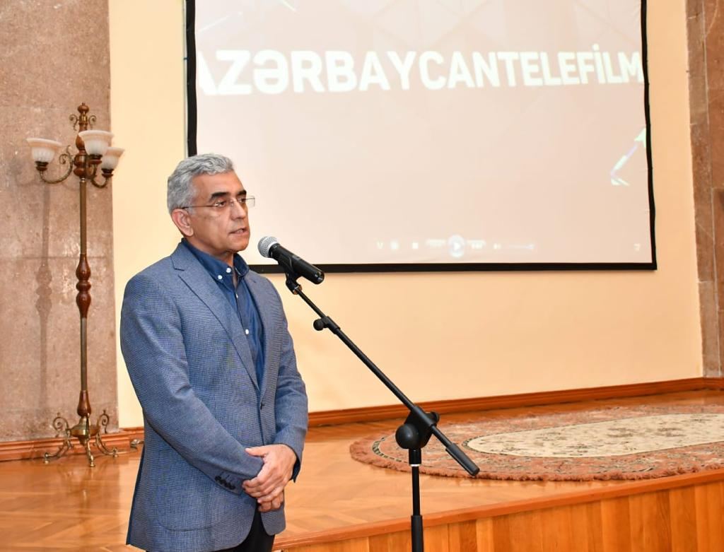 В Баку представлен фильм о художниках-участниках Карабахской войны (ФОТО)