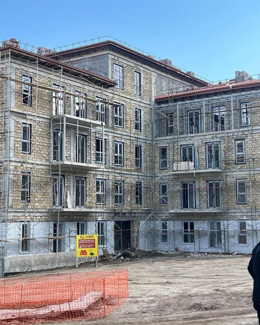 Первый вице-президент Мехрибан Алиева поделилась кадрами из поездки с Президентом Ильхамом Алиевым в Шушу (ФОТО)