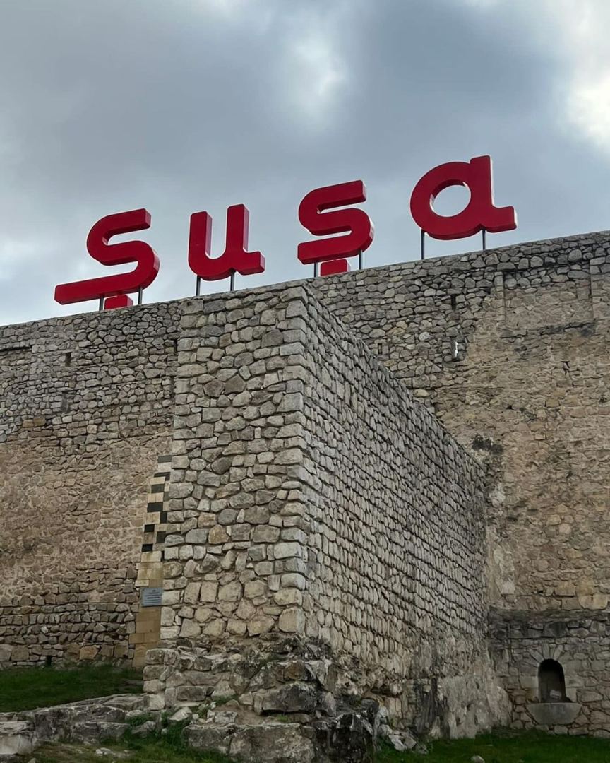 Первый вице-президент Мехрибан Алиева поделилась кадрами из поездки с Президентом Ильхамом Алиевым в Шушу (ФОТО)