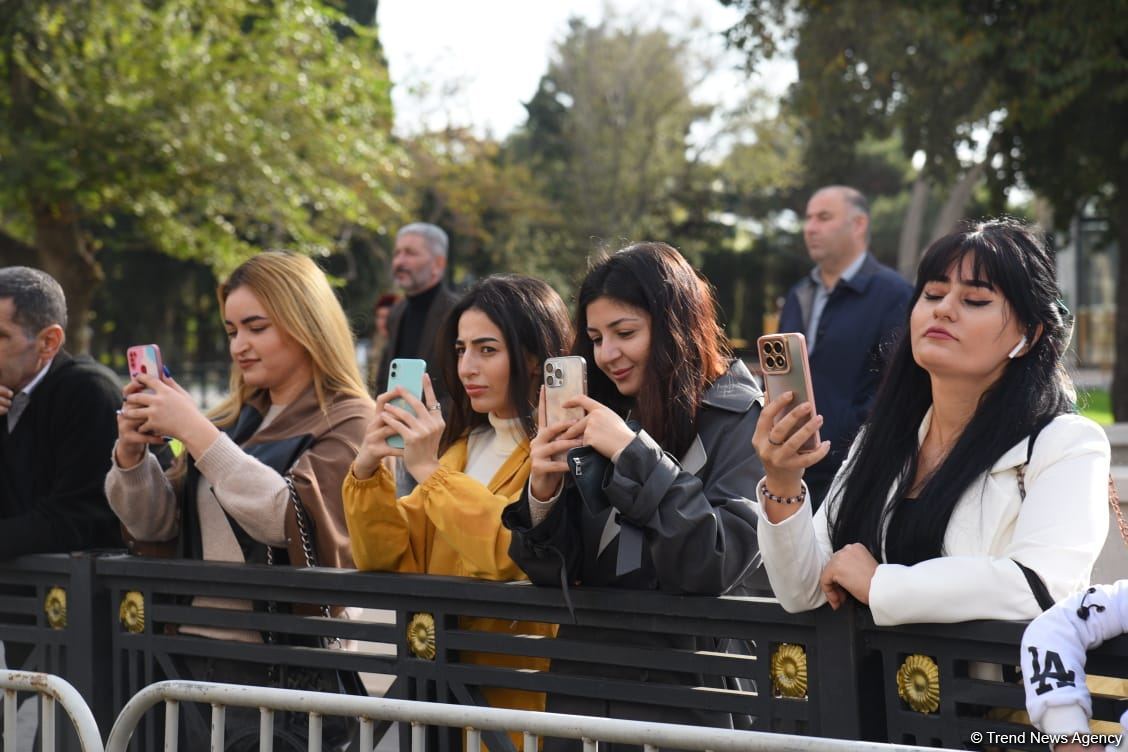 В Баку прошло шествие по случаю 8 ноября - Дня Победы (ВИДЕО/ФОТО)