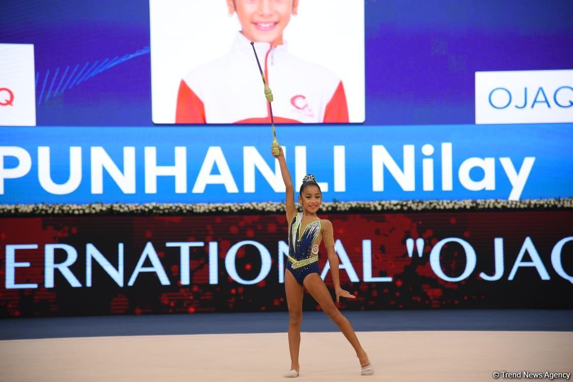 Стартовали соревнования 2-го Международного кубка "Оджаг" по художественной гимнастике (ФОТО)