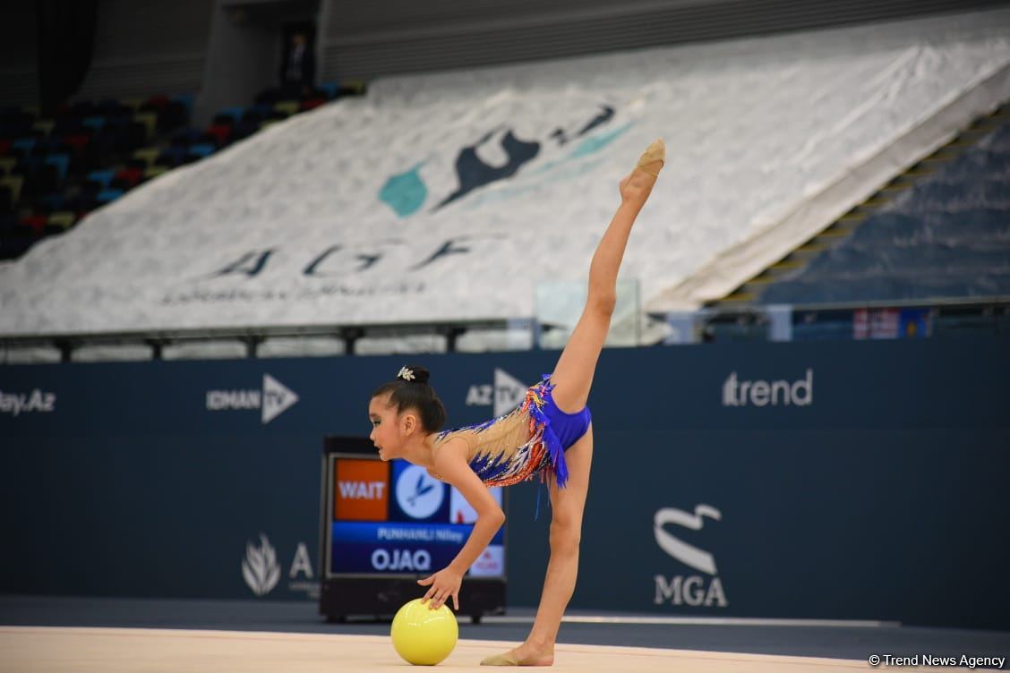 Стартовали соревнования 2-го Международного кубка "Оджаг" по художественной гимнастике (ФОТО)