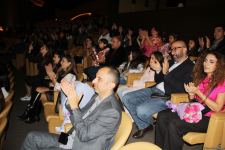 Воспитанники Фидан Гаджиевой выступили с концертом в честь Дня Победы и Дня Государственного флага (ВИДЕО, ФОТО)