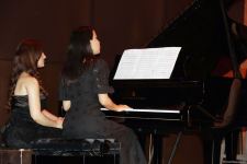 Воспитанники Фидан Гаджиевой выступили с концертом в честь Дня Победы и Дня Государственного флага (ВИДЕО, ФОТО)