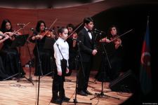 Воспитанники Фидан Гаджиевой выступили с концертом в честь Дня Победы и Дня Государственного флага (ВИДЕО, ФОТО)